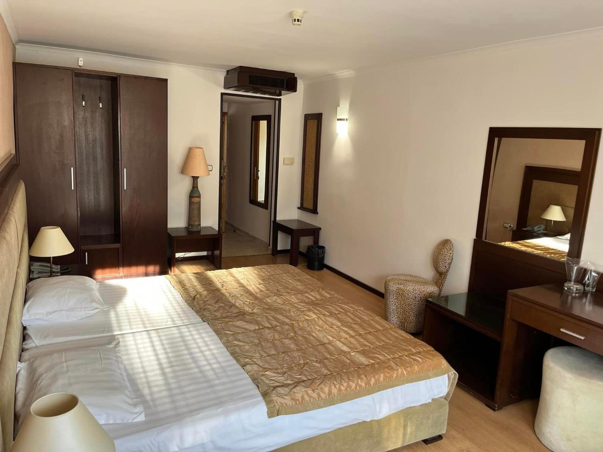 Park Hotel Perla Golden Sands Luaran gambar